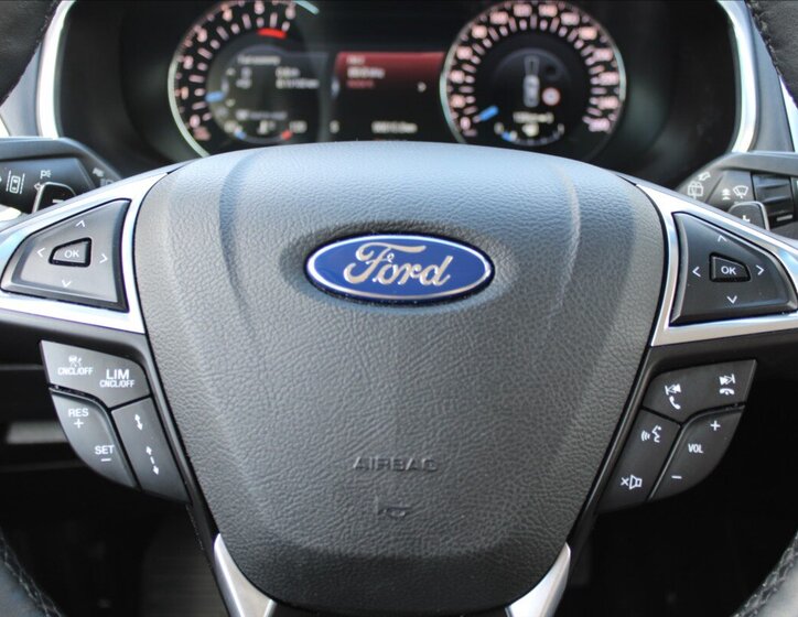 Ford Edge SUV / Terénní 2,0 l 154 kw