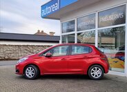Peugeot 208 Hatchback 1,2 l 61 kw