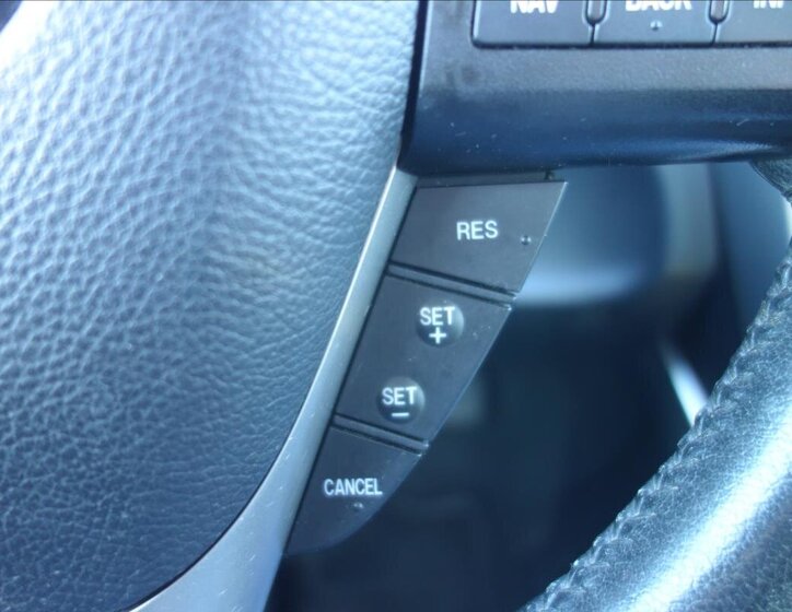 Mazda CX-7 SUV / Terénní 2,2 l 127 kw