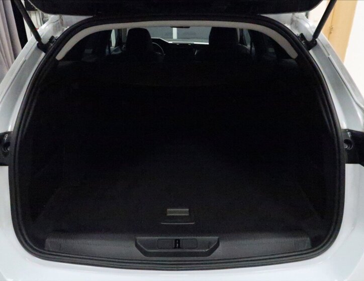 Peugeot 308 Kombi 1,5 l 96 kw