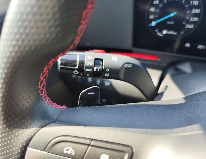 Hyundai Kona SUV / Terénní 1,6 l 145 kw