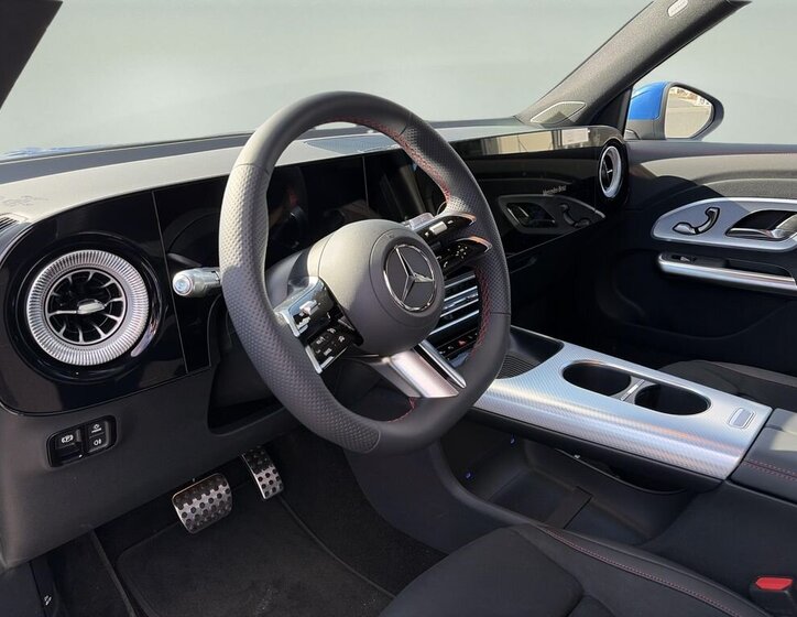 Mercedes-Benz GLB SUV / Terénní 0,0 260 kw