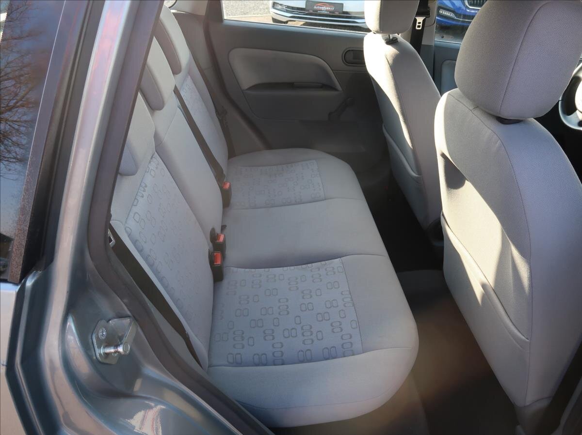 Ford Fiesta Hatchback 1,3 l 51 kw