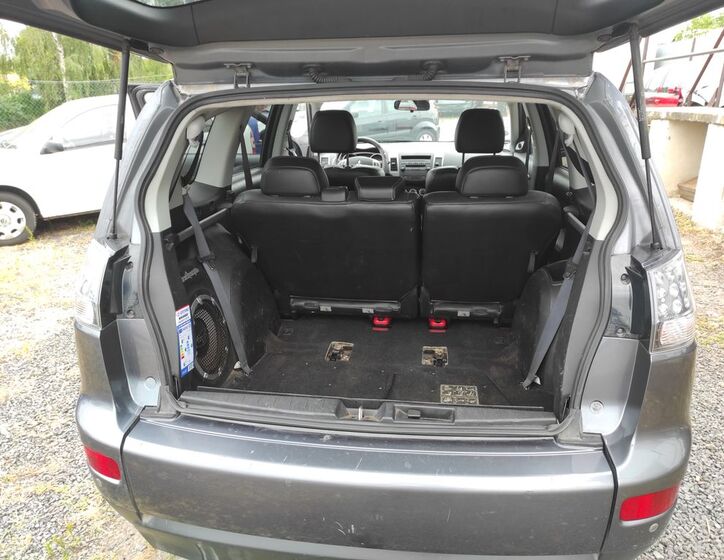 Mitsubishi Outlander 17