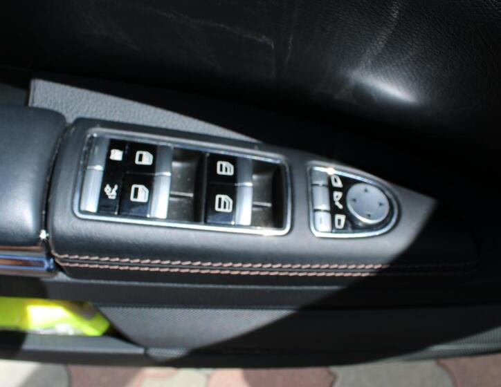 Mercedes-Benz Třídy S 24