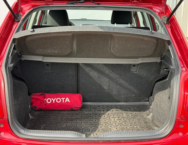 Toyota Auris Hatchback 1,3 l 73 kw