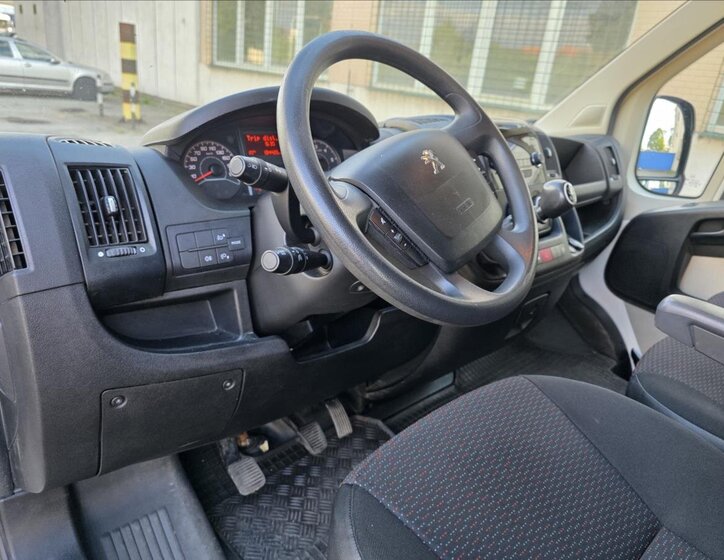 Peugeot Boxer Ostatní 2,0 l 120 kw