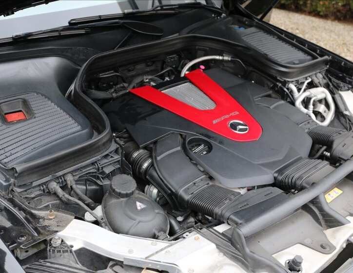 Mercedes-Benz GLC SUV / Terénní 3,0 l 270 kw