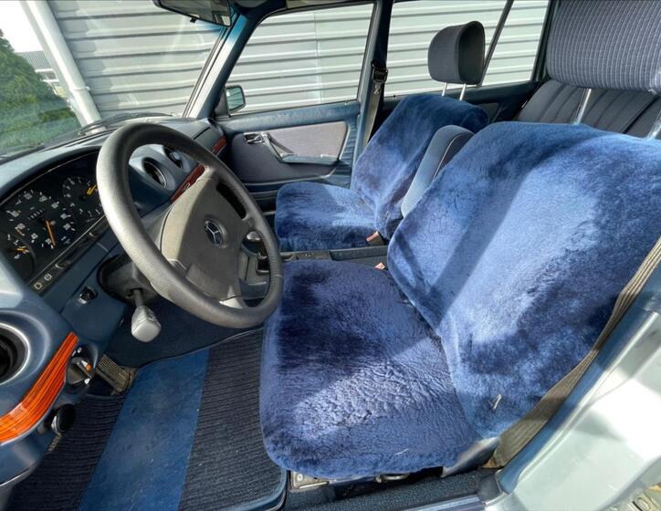 Mercedes-Benz 123 10