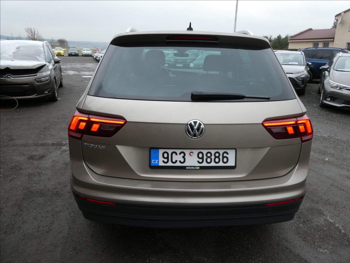 Volkswagen Tiguan SUV / Terénní 2,0 l 110 kw