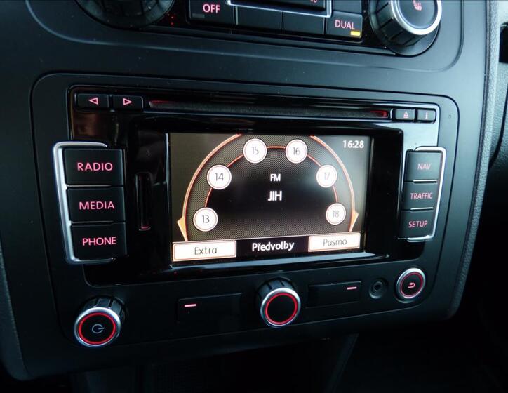 Volkswagen Touran 37