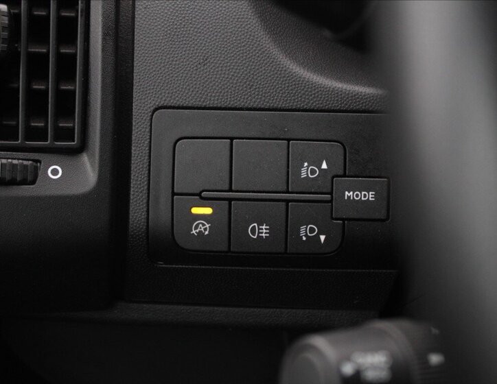 Opel Movano Skříň 2,2 l 103 kw