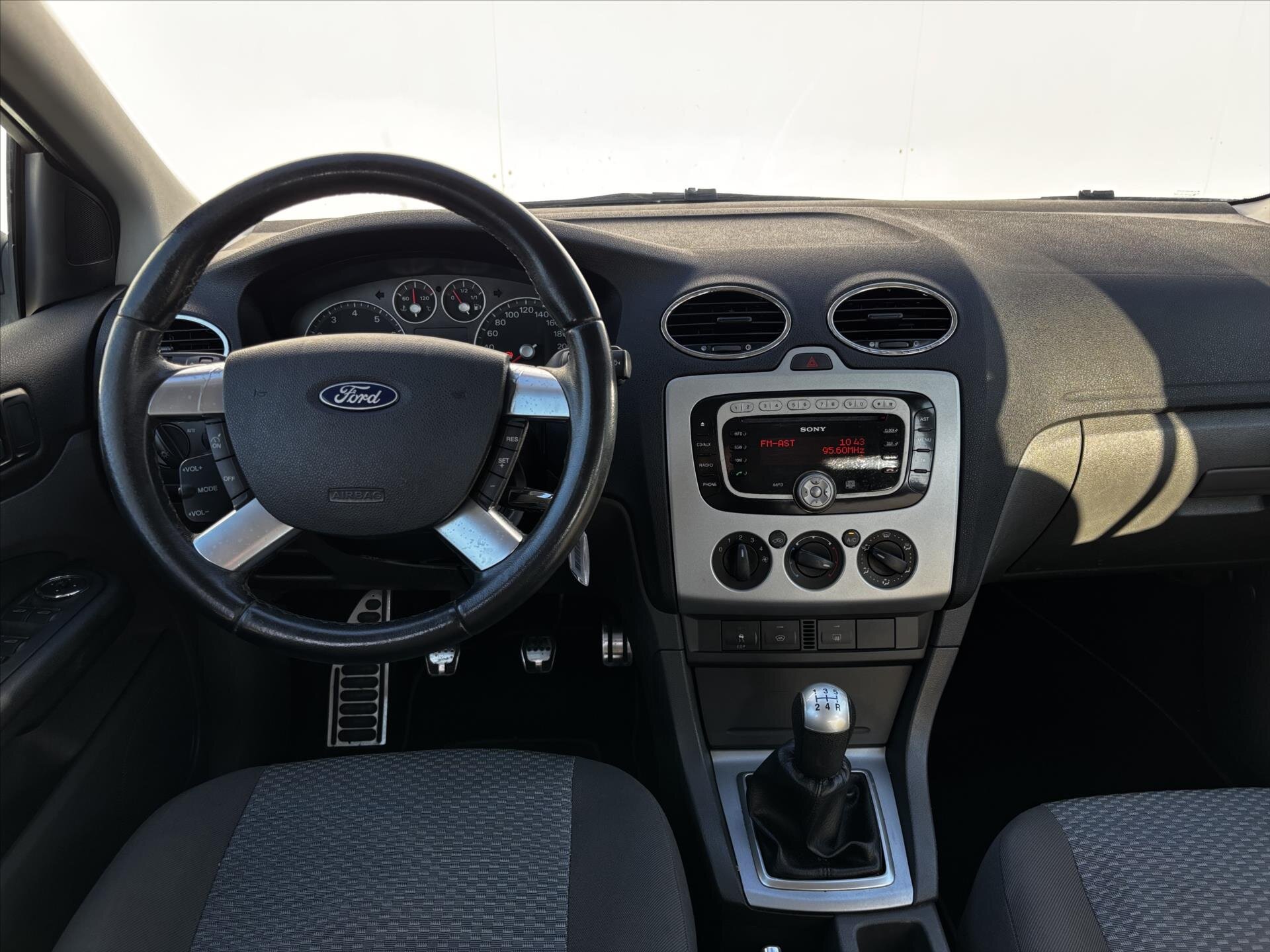 Ford Focus Kombi 1,6 l 74 kw