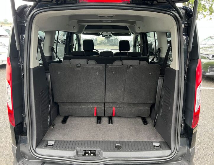 Ford Tourneo Connect 6