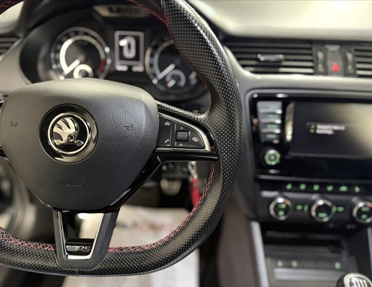 Škoda Octavia Kombi 2,0 l 135 kw