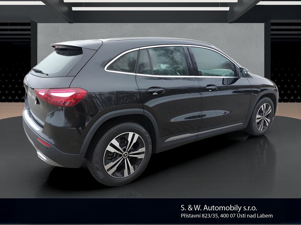 Mercedes-Benz GLA SUV / Terénní 2,0 l 85 kw