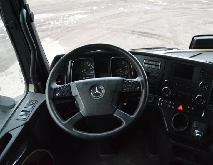 Mercedes-Benz Ostatní 9