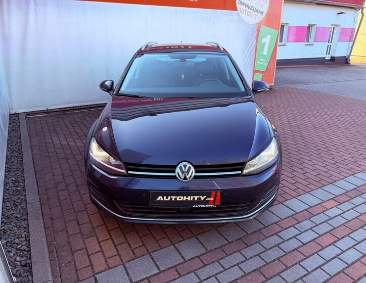 Volkswagen Golf Kombi 2,0 l 110 kw