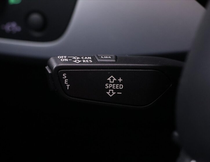 Audi A4 Kombi 2,0 l 140 kw