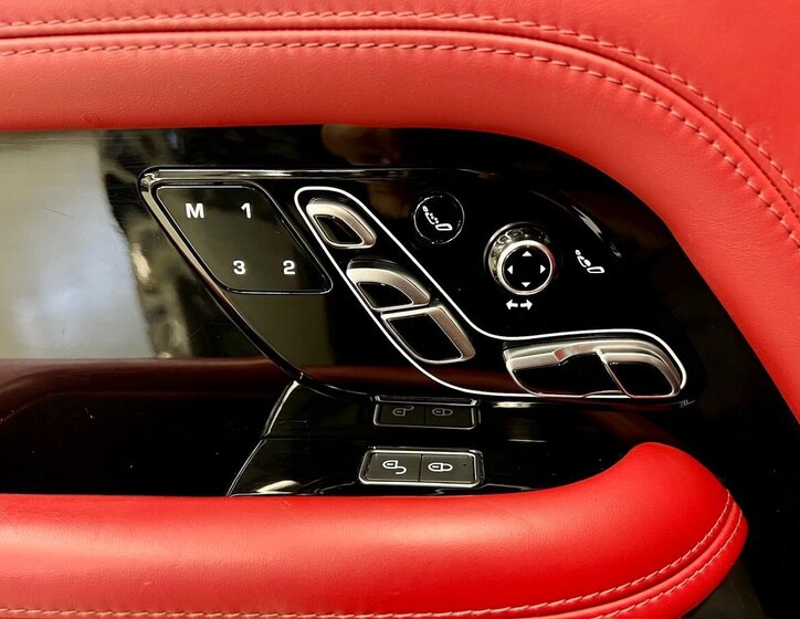 Land Rover Range Rover SUV / Terénní 3,0 l 190 kw