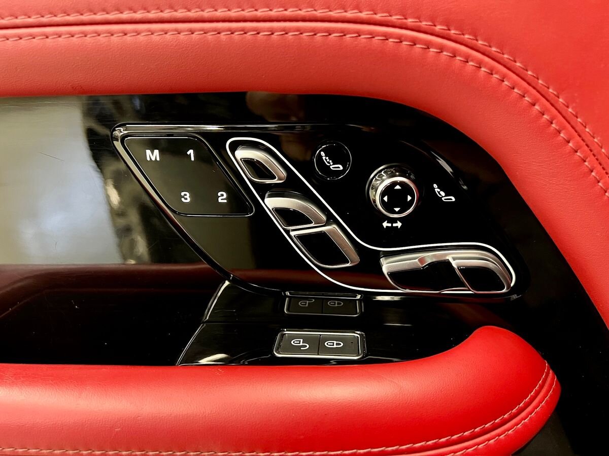 Land Rover Range Rover SUV / Terénní 3,0 l 190 kw