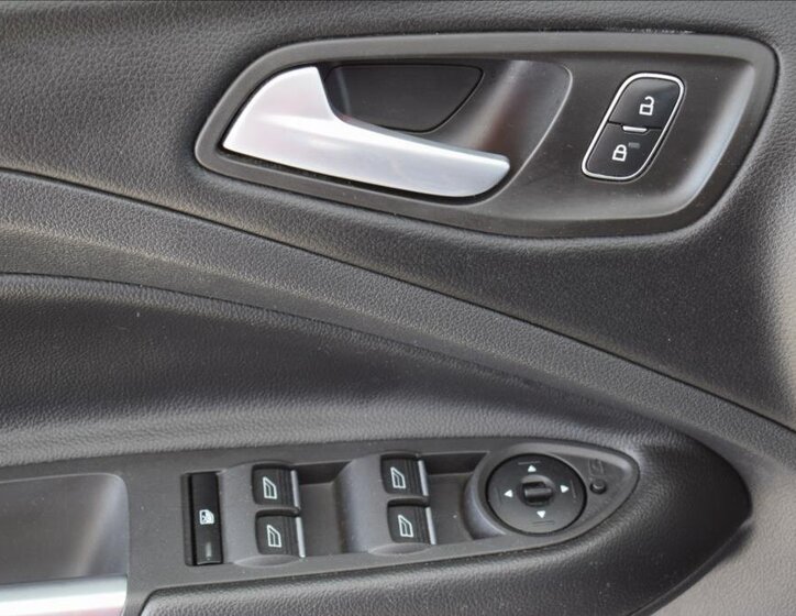 Ford Kuga SUV / Terénní 2,0 l 110 kw