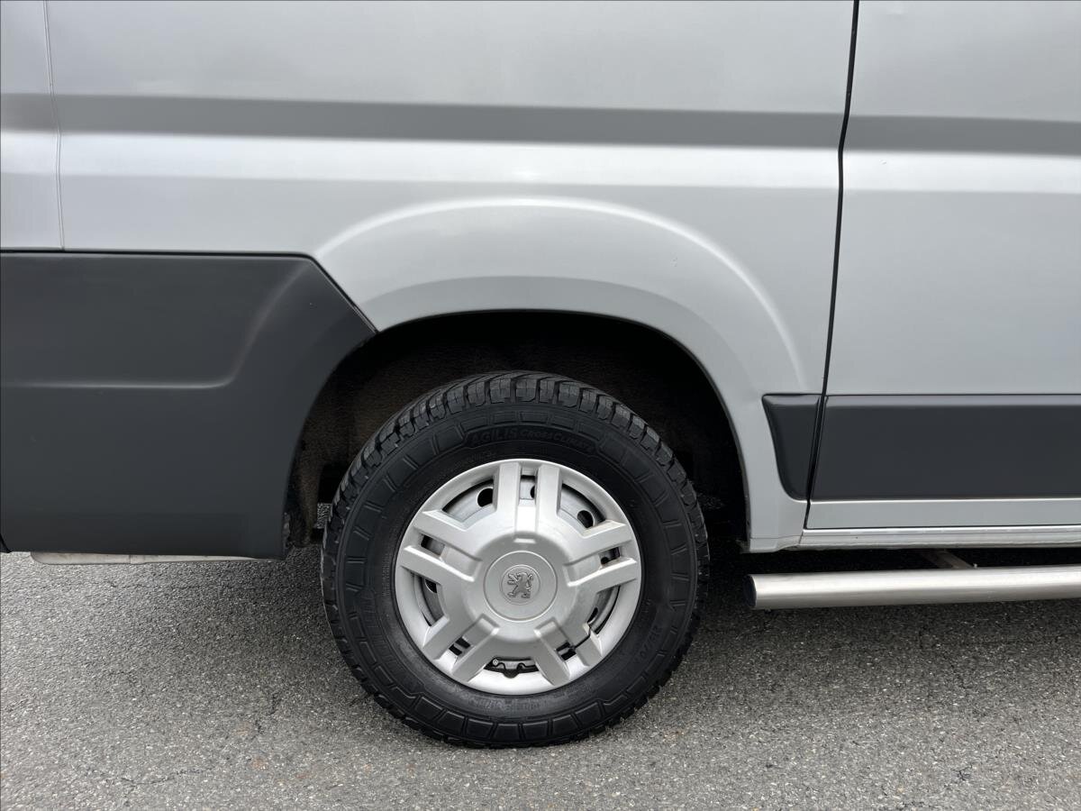 Peugeot Boxer Kombi 2,2 l 88 kw