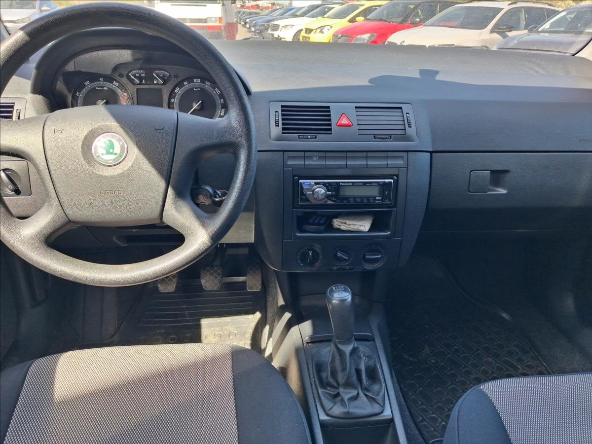 Škoda Fabia Sedan / Limuzína 1,2 l 47 kw