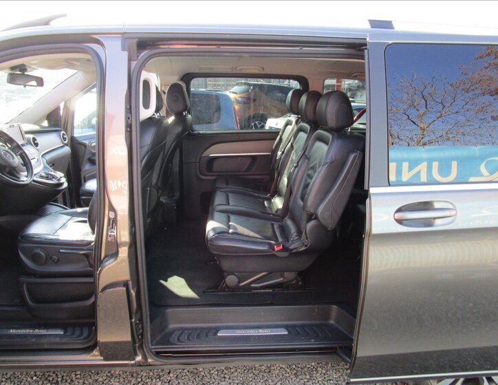 Mercedes-Benz Třídy V Kombi 2,1 l 140 kw