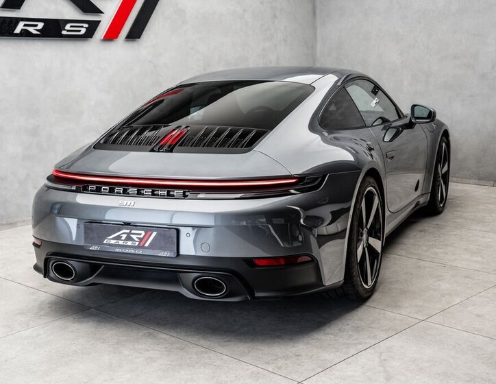 Porsche 911 Kupé 3,0 l 290 kw