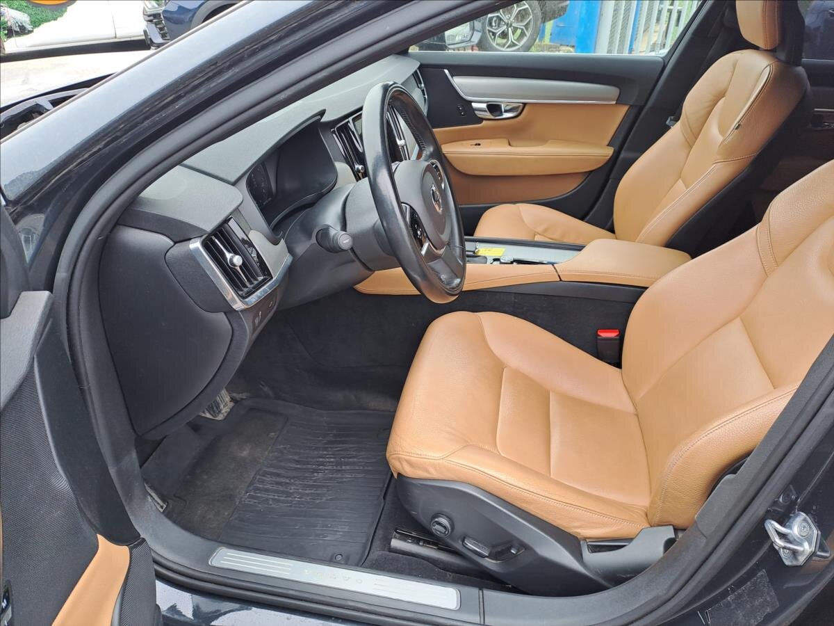Volvo V90 Kombi 2,0 l 187 kw