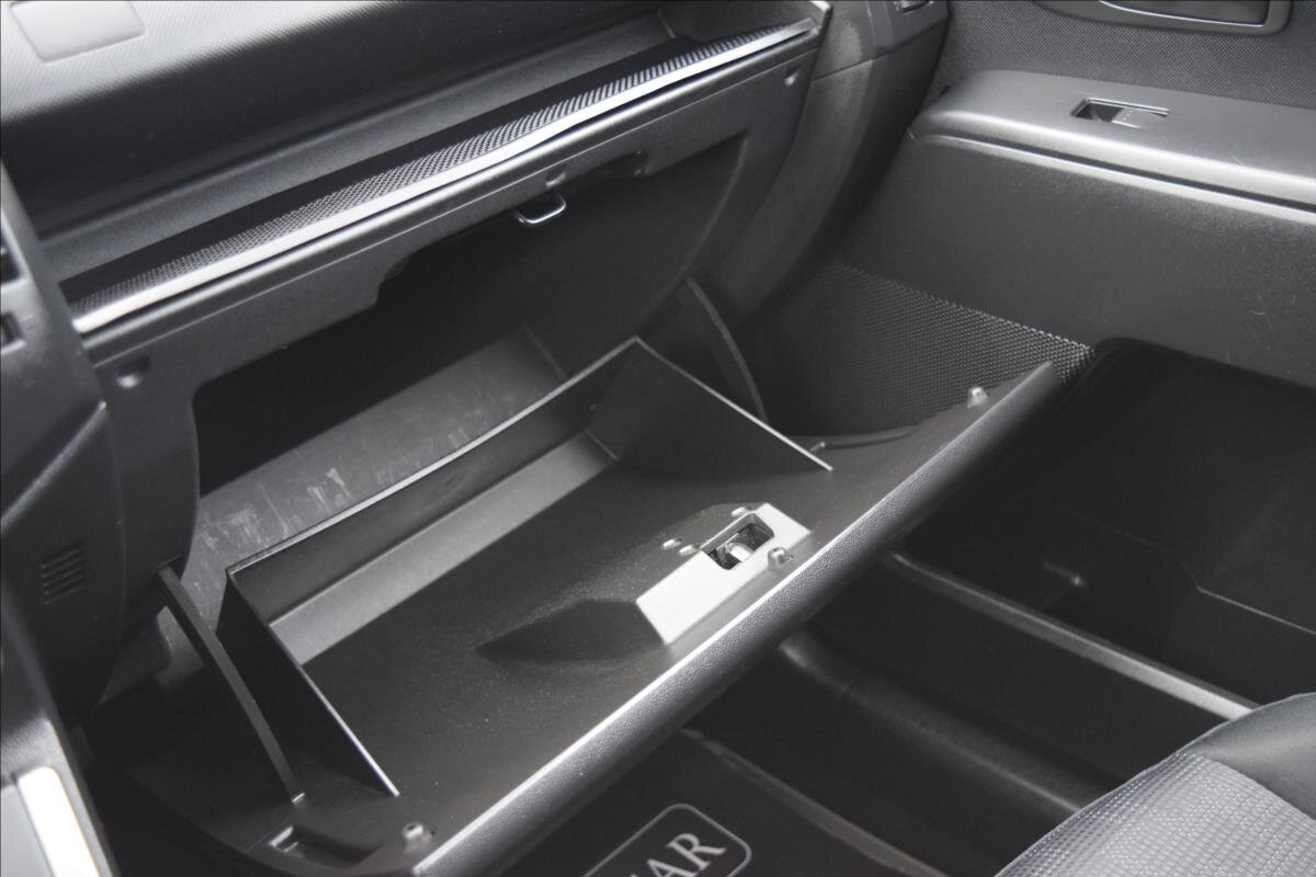 Mazda 5 MPV 1,8 l 85 kw