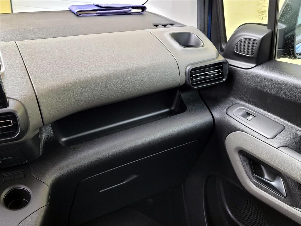 Peugeot Rifter MPV 1,5 l 96 kw