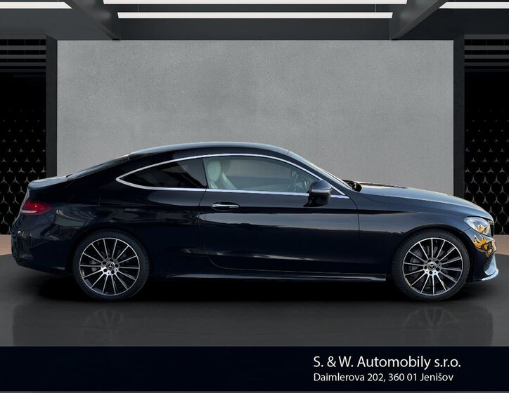 Mercedes-Benz Třídy C Kupé 2,1 l 150 kw