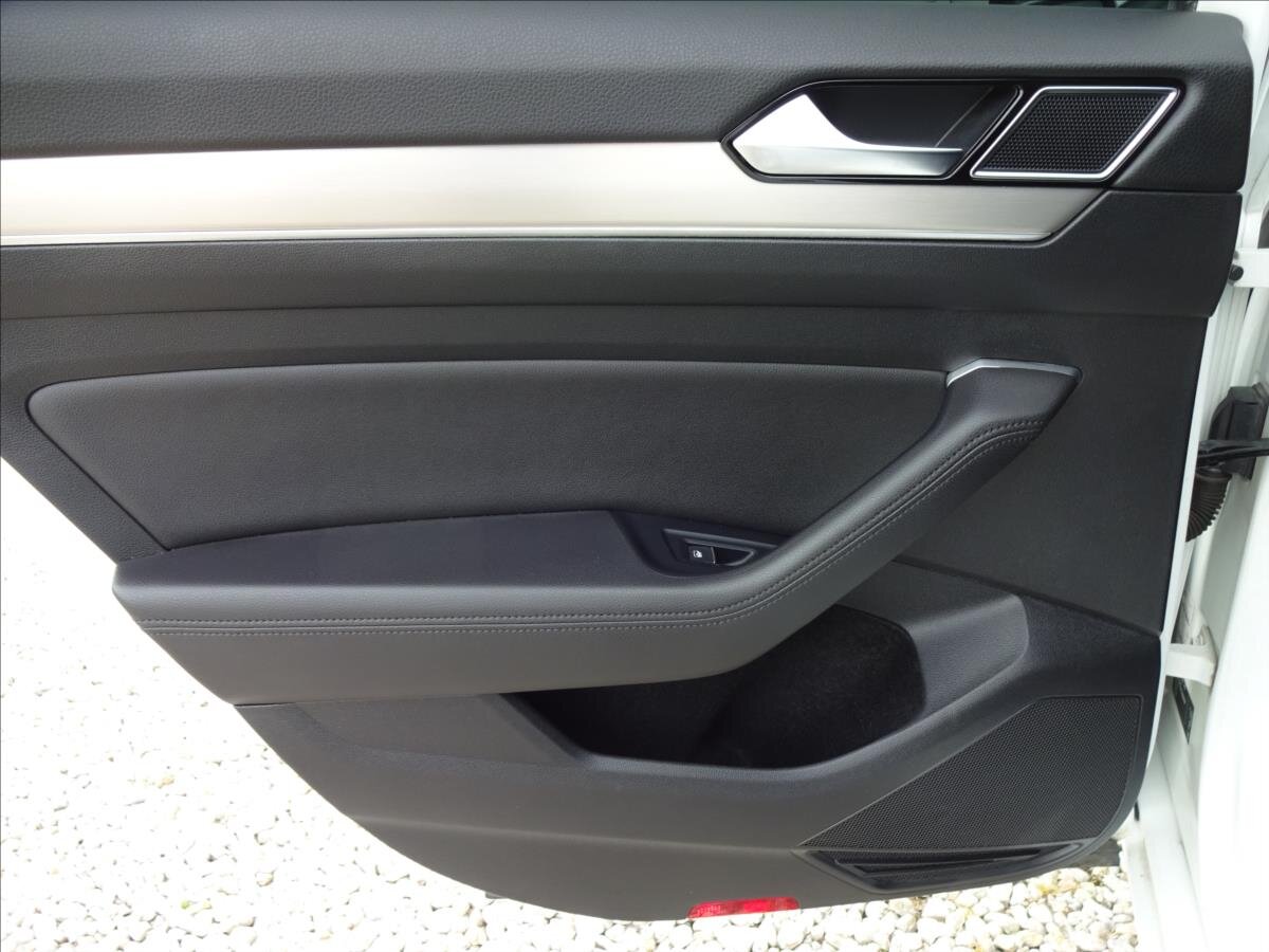 Volkswagen Passat Sedan 2,0 l 110 kw