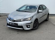 Toyota Corolla Sedan / Limuzína 1,6 l 97 kw