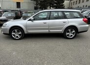 Subaru Legacy Kombi 3,0 l 180 kw