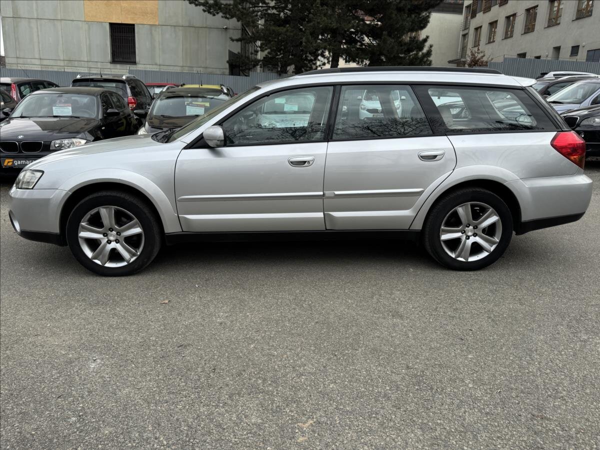 Subaru Legacy Kombi 3,0 l 180 kw