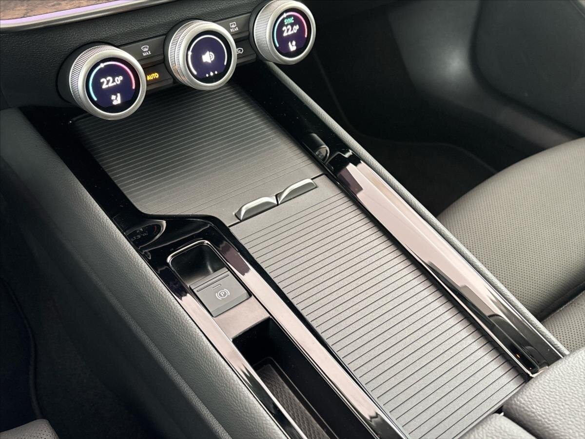 Škoda Superb Kombi 2,0 l 142 kw