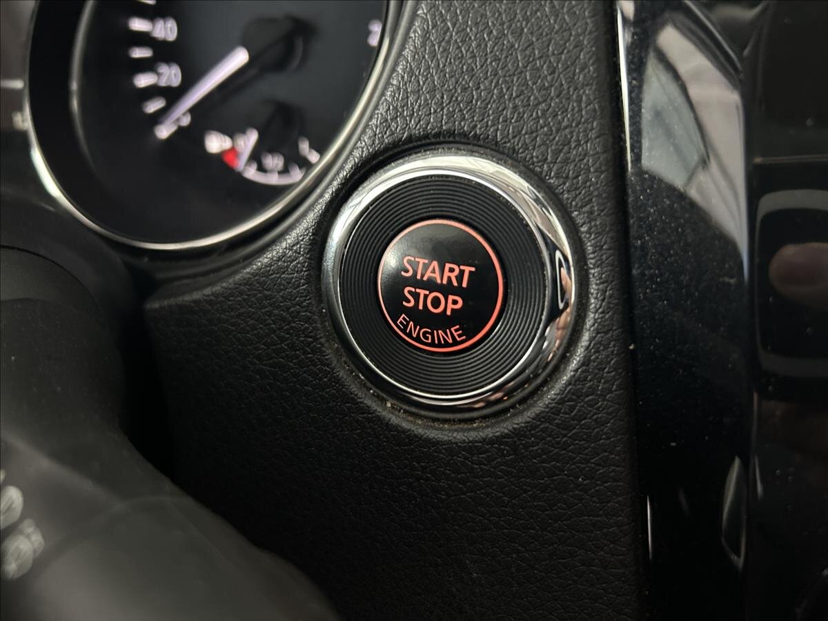 Nissan X-Trail SUV / Terénní 2,0 l 130 kw