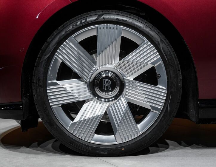 Rolls-Royce Ostatní 13