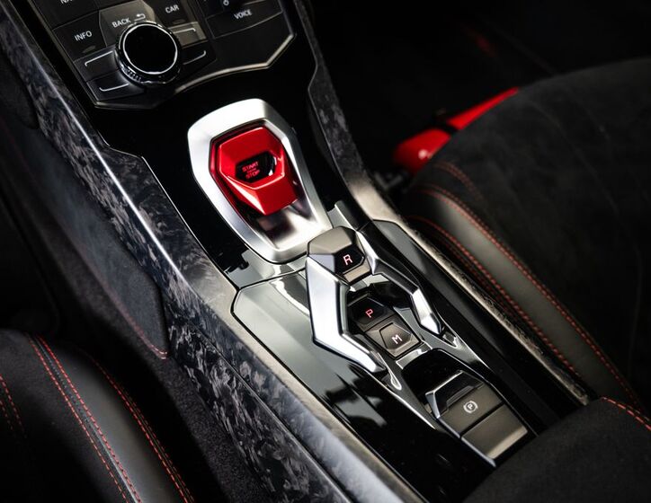 Lamborghini Huracán 11