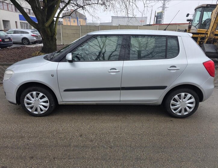 Škoda Fabia Hatchback 1,2 l 44 kw