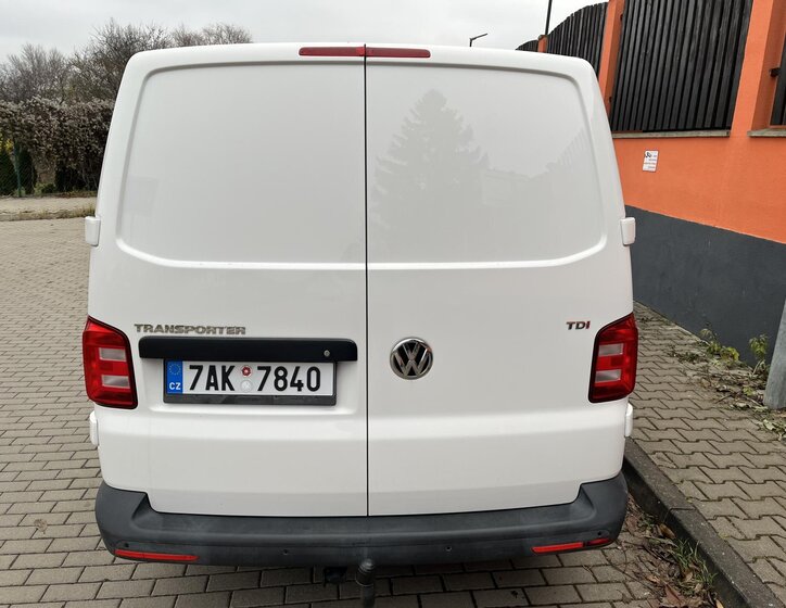 Volkswagen Transporter Kombi 2,0 l 110 kw
