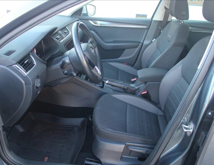 Škoda Octavia Kombi 2,0 l 140 kw