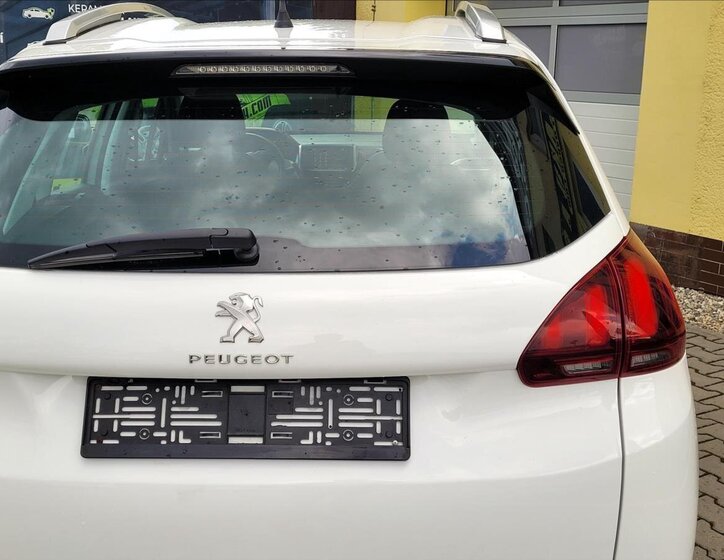 Peugeot 2008 SUV / Terénní 1,2 l 60 kw