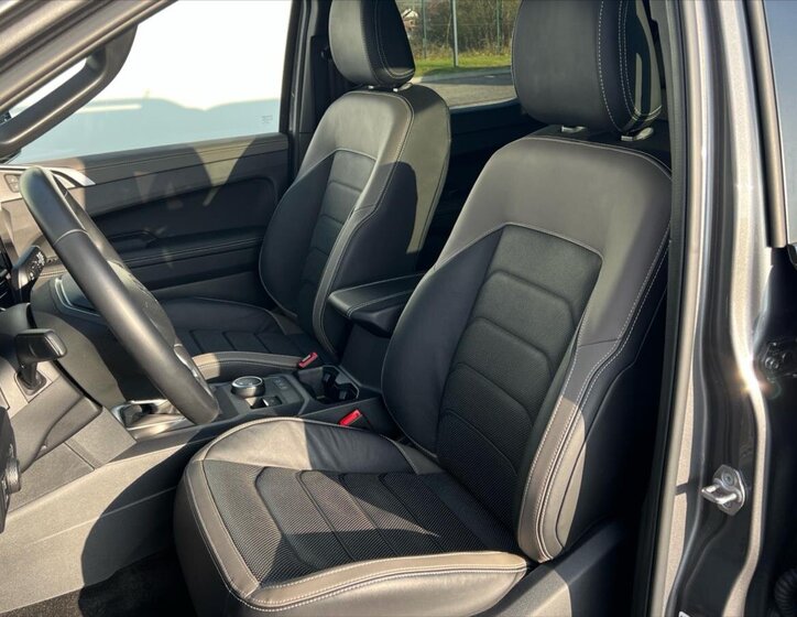 Volkswagen Amarok 11