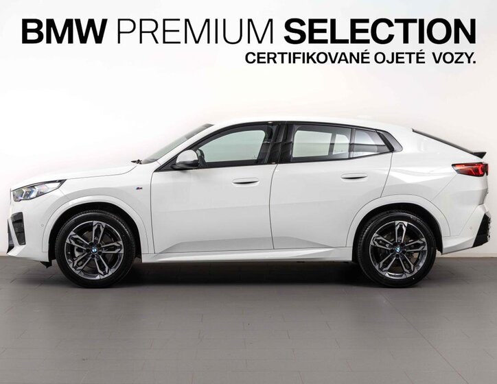 BMW X2 SUV / Terénní 1,5 l 125 kw