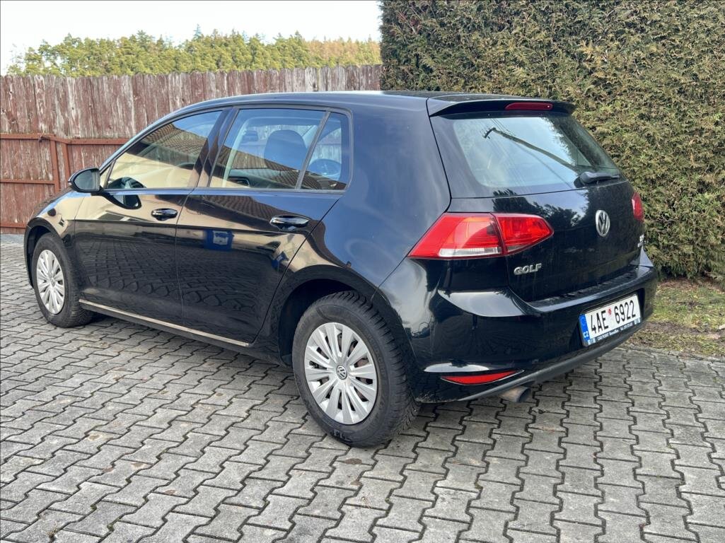 Volkswagen Golf Hatchback 1,2 l 77 kw