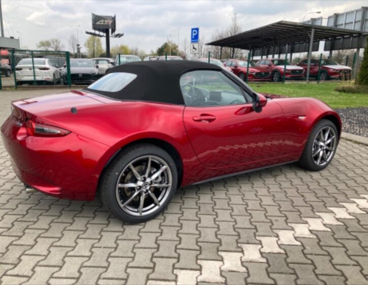 Mazda MX-5 Kabriolet 1,5 l 0